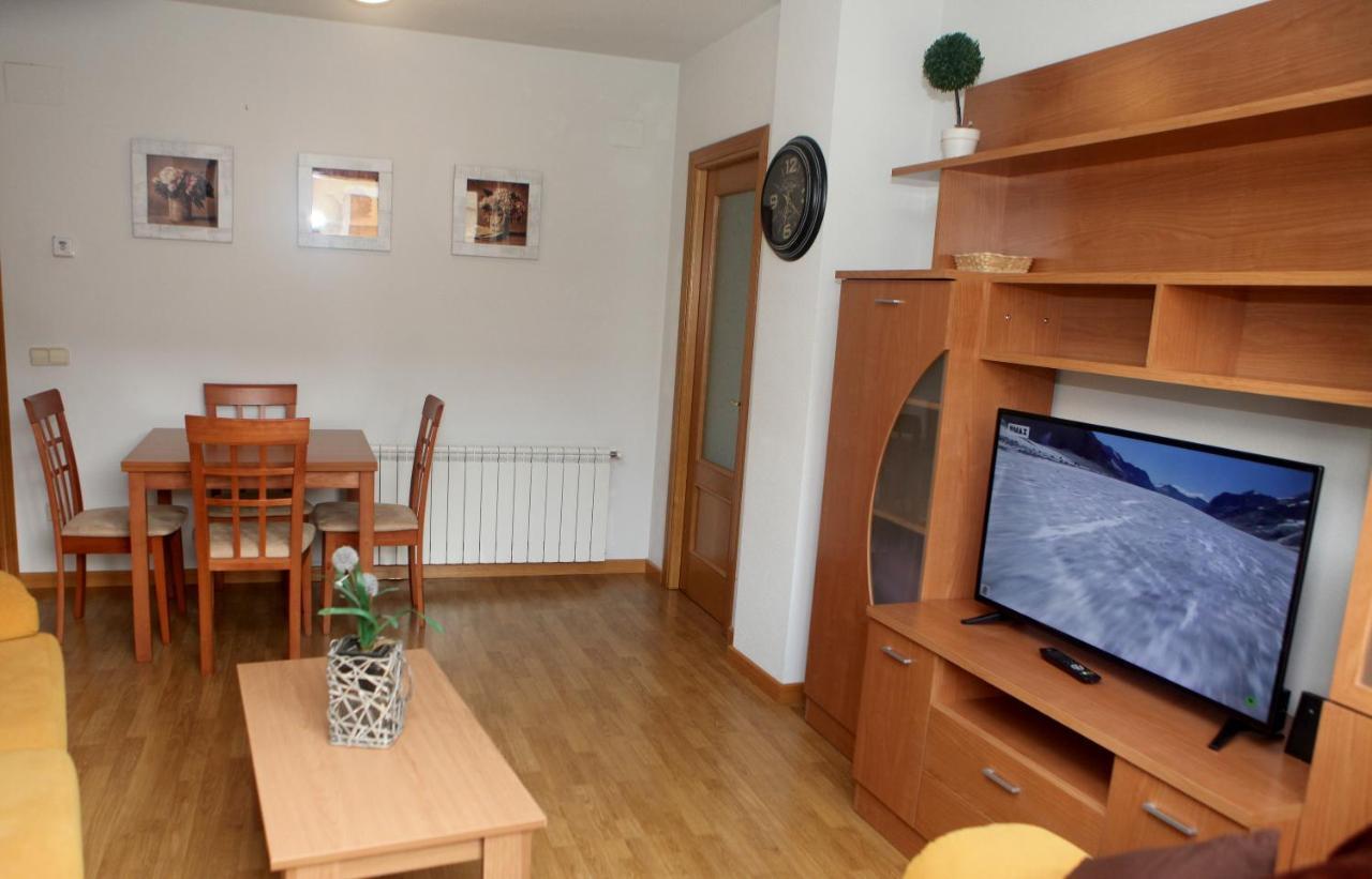 Apartamento Castilla Las Navas del Marqués Esterno foto